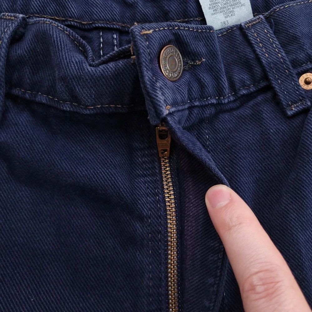 Levis excellent preowned